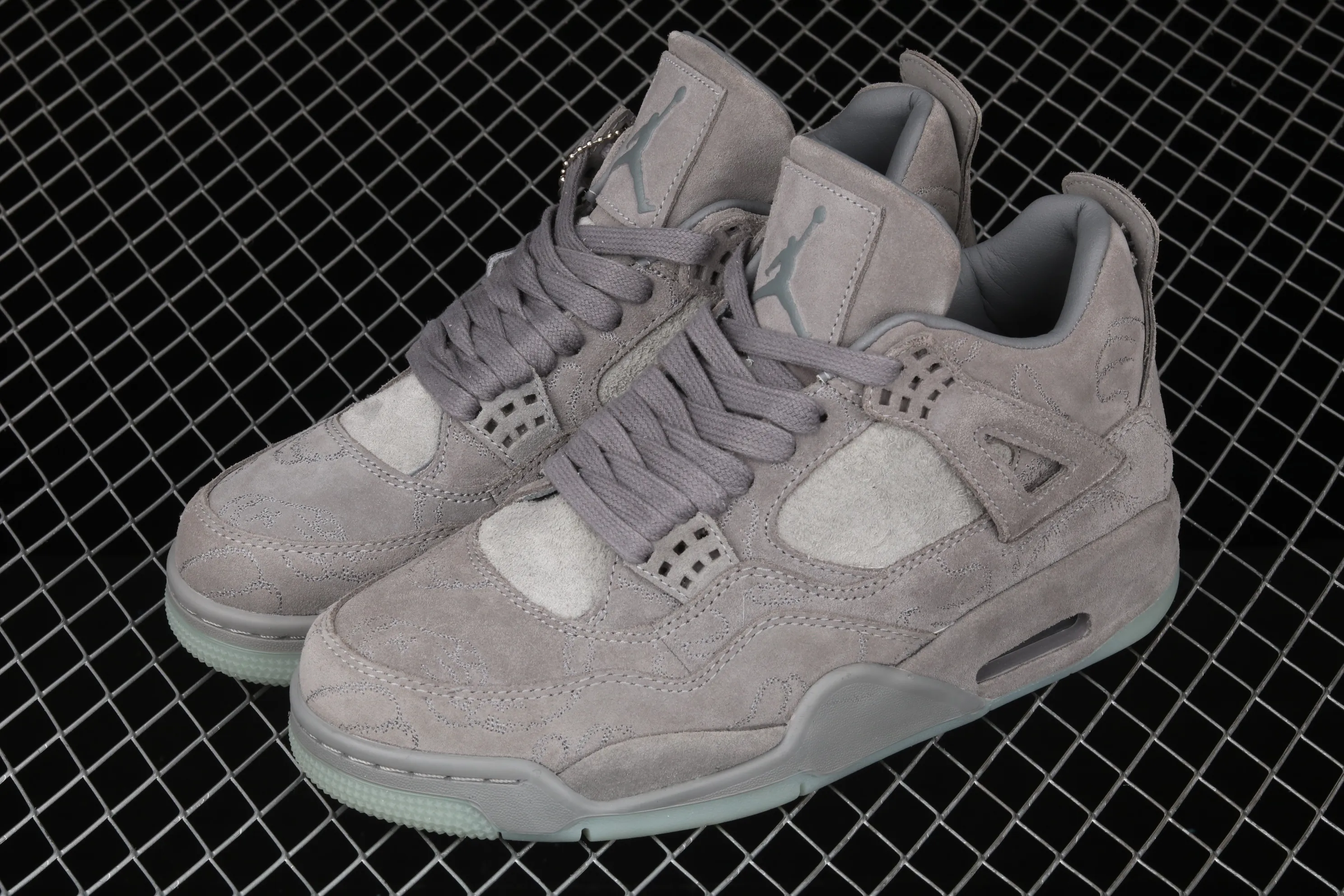All categories Air Jordan Jordan series basketball shoes Air Jordan 4 Pure original Air Jordan 4 Cool Gray AJ4 Joe 4 cool gray suede luminous bottom basketball shoes 930155-003